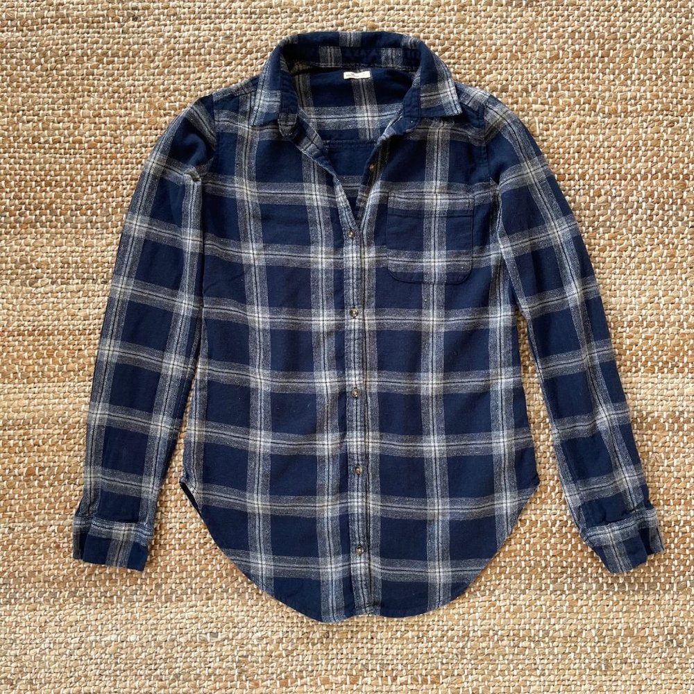 Hollister Women’s Plaid Button Down Shirt XS